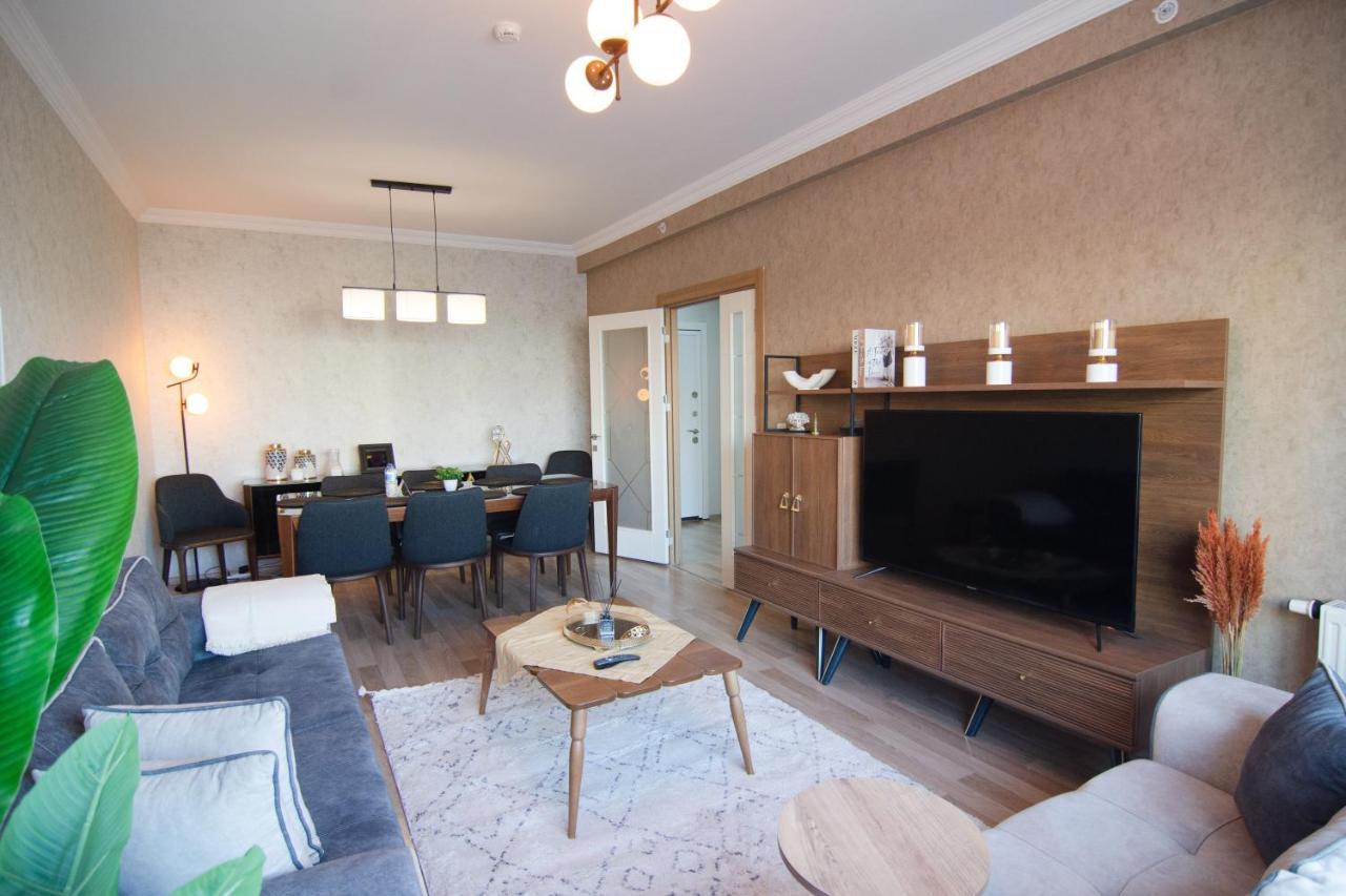 Charming 3bdr In The Heart Of Halkal Merkez * İstanbul